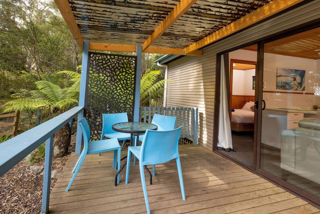 Big4 Strahan Holiday Retreat ภายนอก รูปภาพ